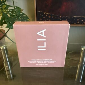 ILIA Sunshift Cream Bronzer - Warm Pink